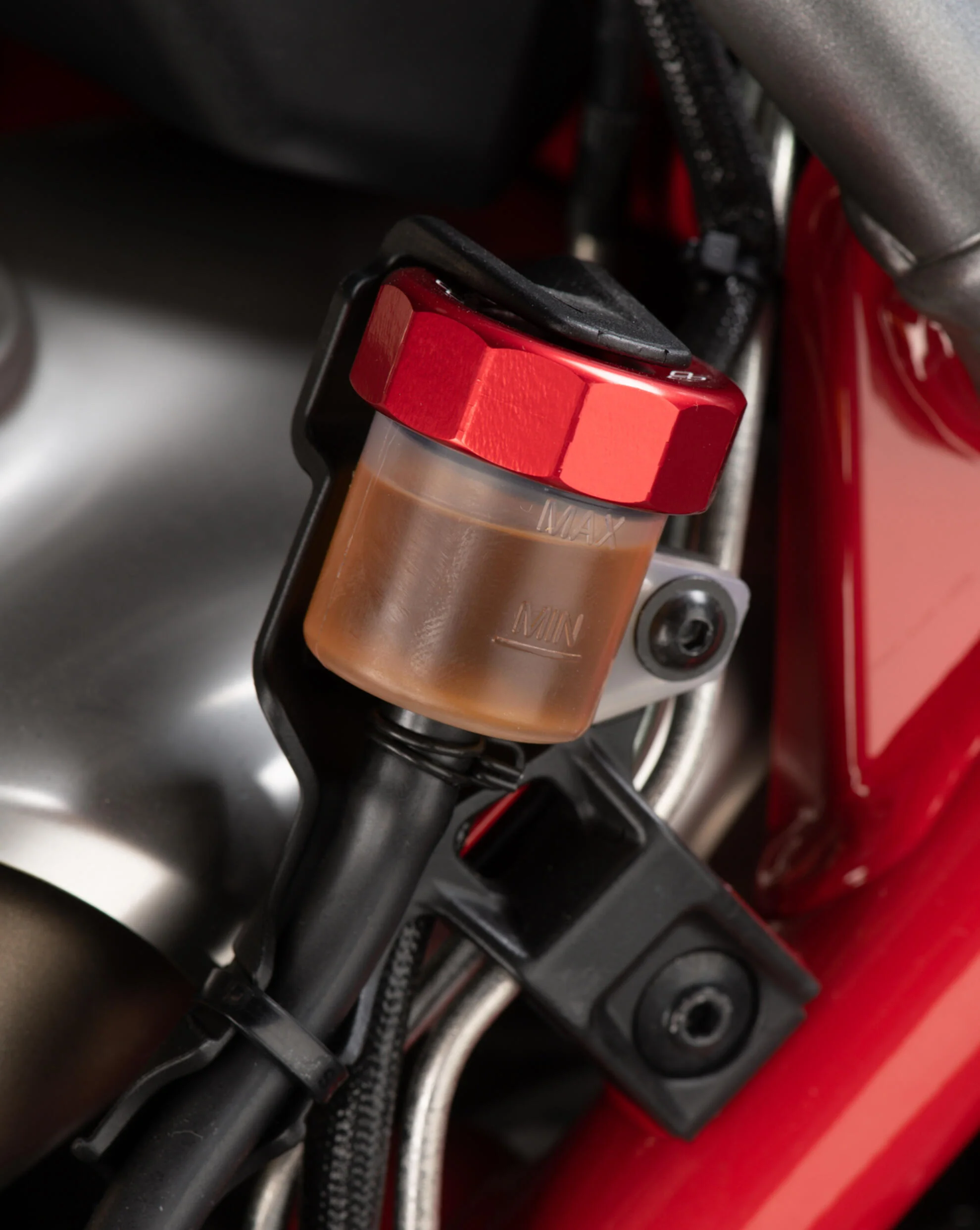 Ausgleichsbehälter-Deckel Hinten LighTech Ducati Panigale 1199/S/R (12-17) FFC03 - Image 4