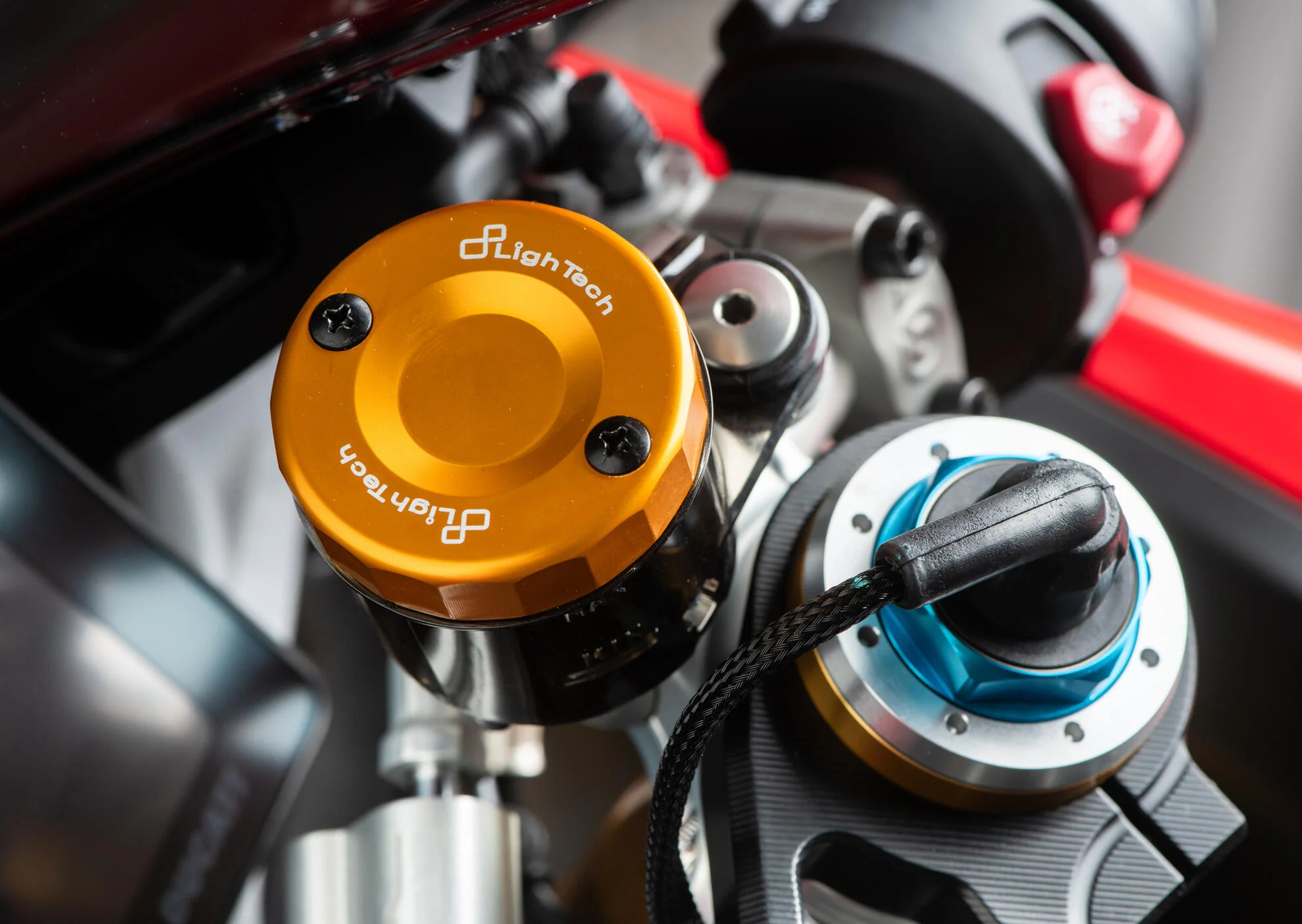 Ausgleichsbehälter-Deckel Vorne LighTech Kawasaki ZX-10R/RR (16-26) FBC04 - Image 12