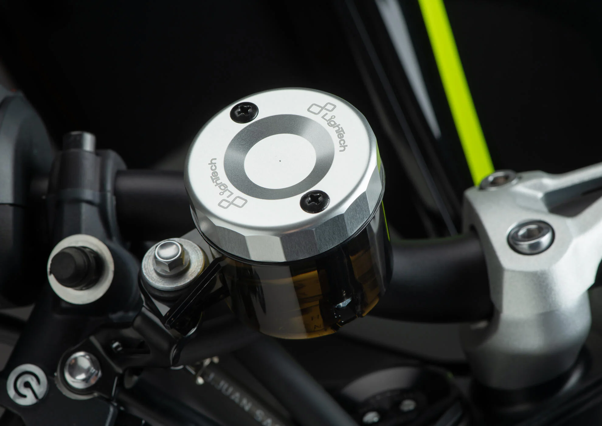 Ausgleichsbehälter-Deckel Vorne LighTech Kawasaki ZX-10R/RR (16-26) FBC04 - Image 15