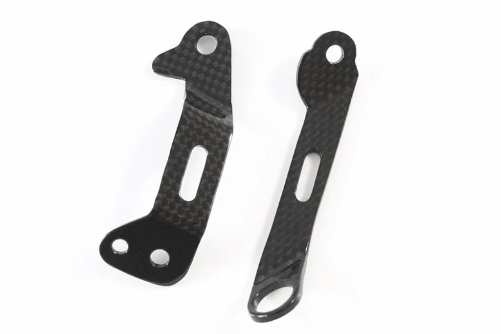 Brems-/Kupplungsbehälter Halter Carbon Fullsix Ducati Panigale V2 955 (20-24) - Image 2