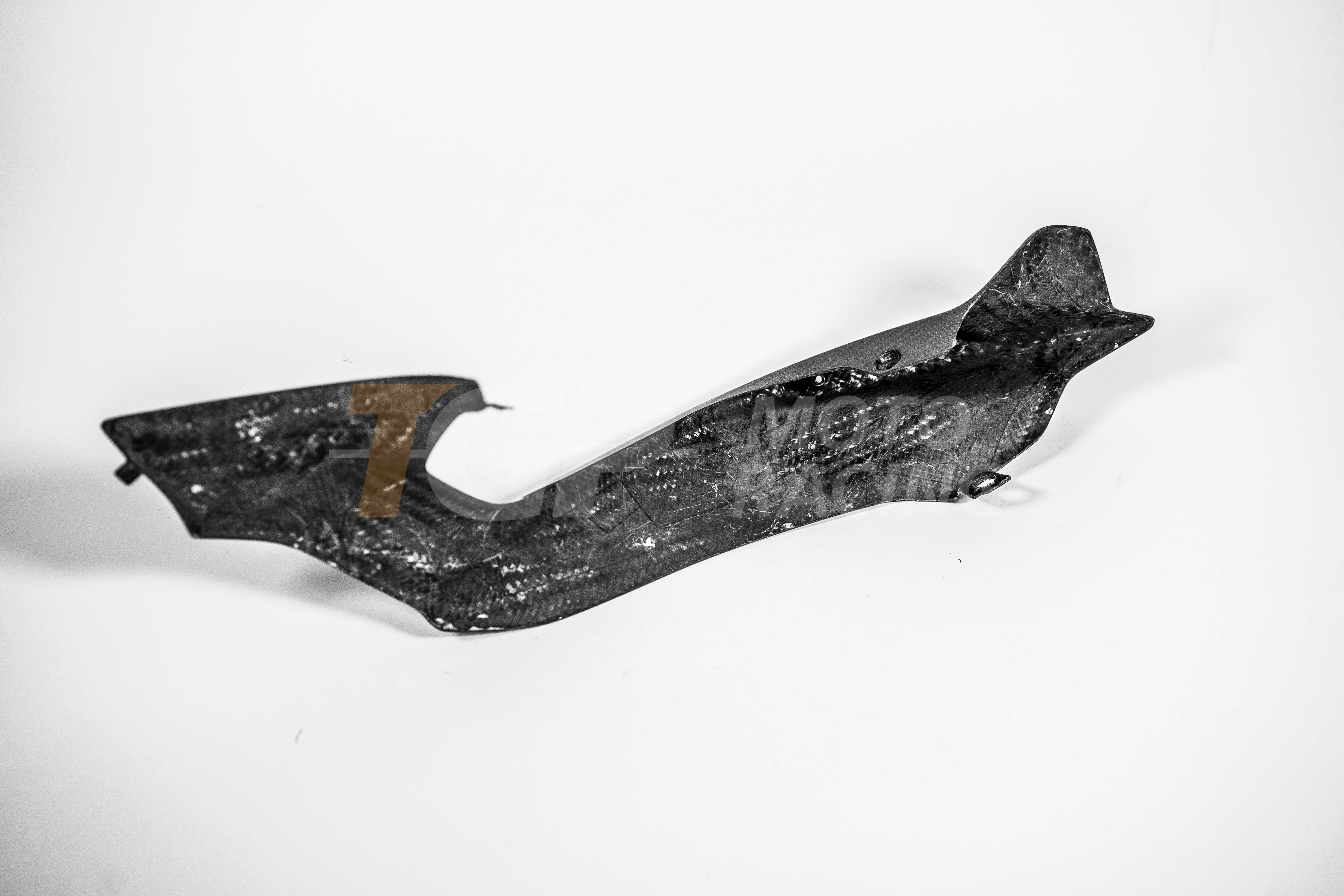 Heckverkleidung rechts 200g Carbon AP Carbon Line Ducati Panigale V4/S/R (25-26) - Image 4
