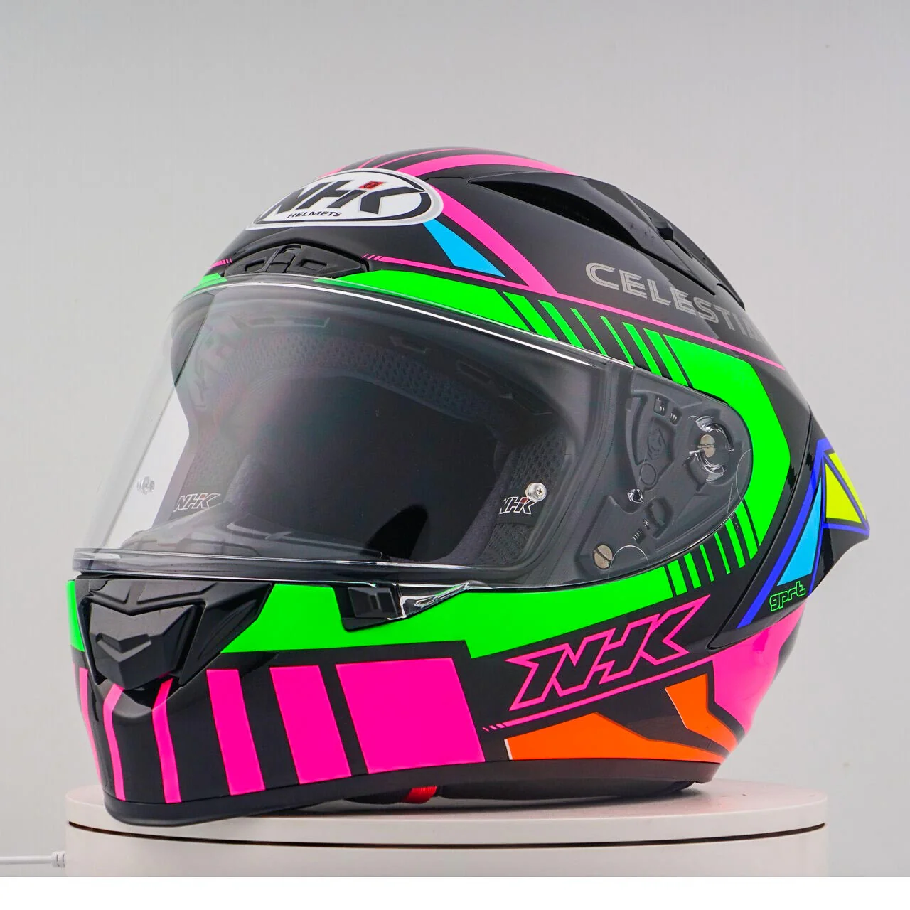 NHK GP-R Tech Race Helm Magi Black/Green/Pink - Image 5