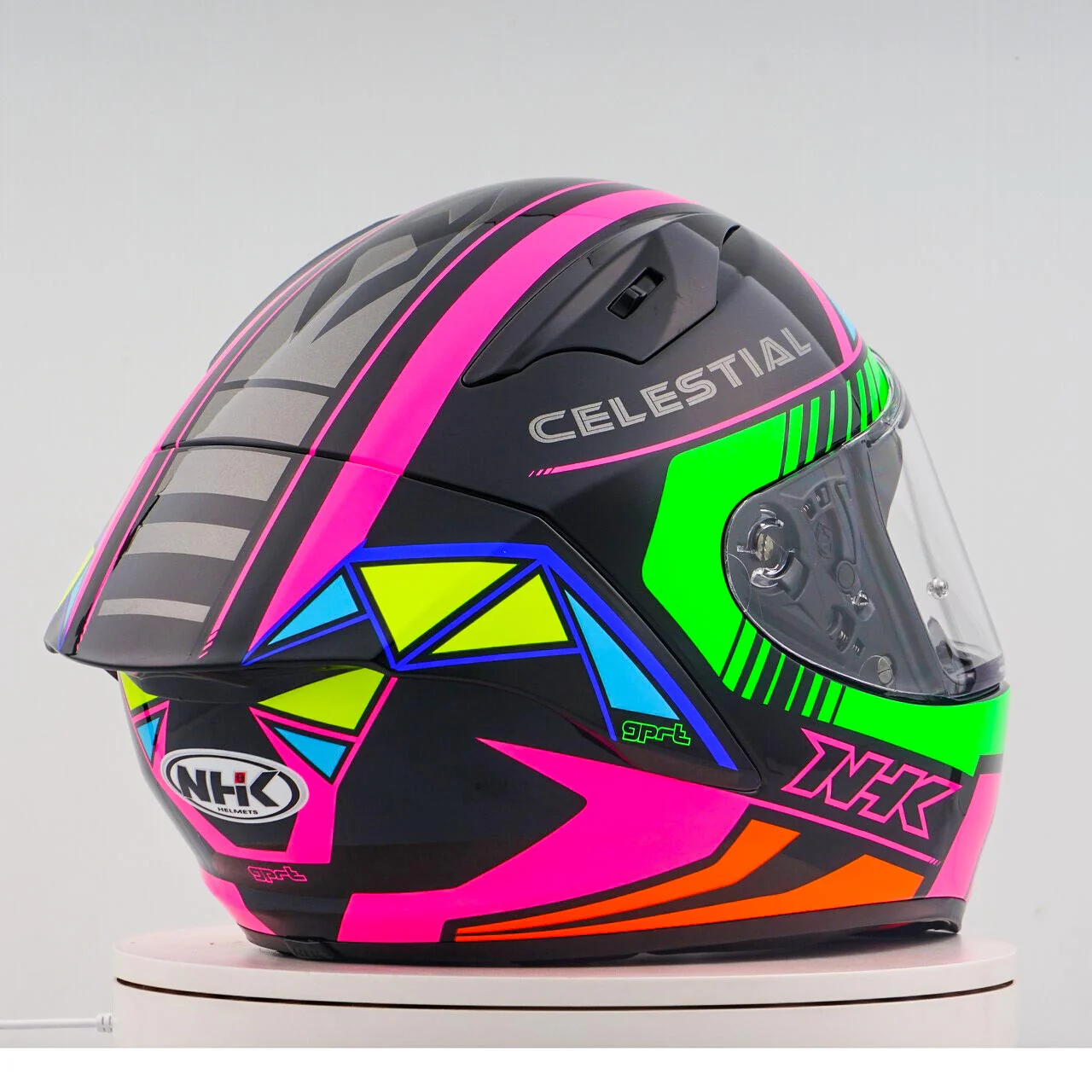 NHK GP-R Tech Race Helm Magi Black/Green/Pink - Image 8
