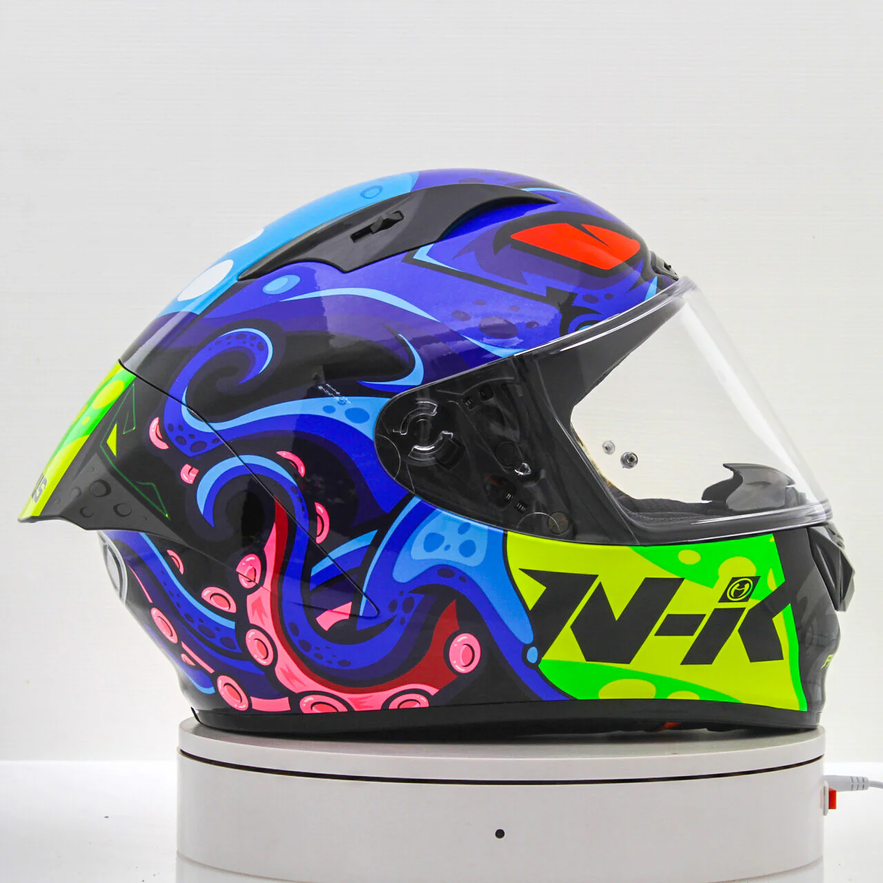 NHK GP-R Tech Race Helm Octopus Black/Blue - Image 4