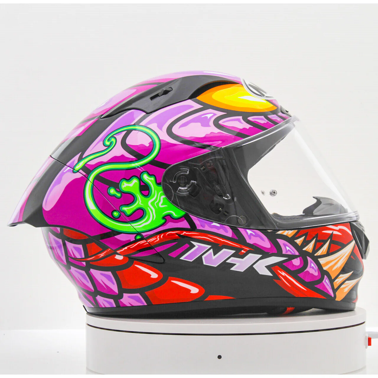 NHK GP-R Tech Race Helm Reptile Black/Pink - Image 5