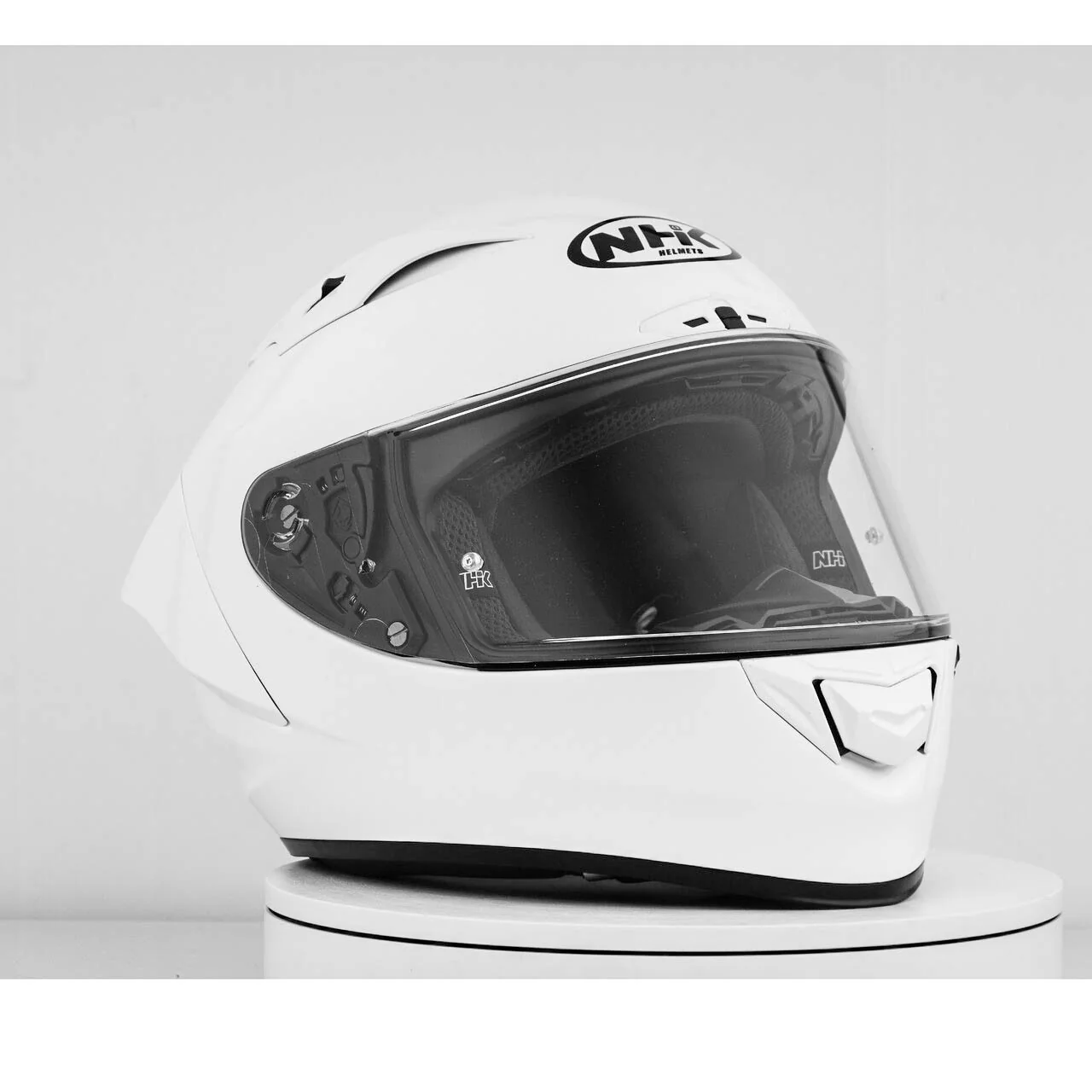 NHK GP-R Tech Race Helm Solid White Glossy - Image 5