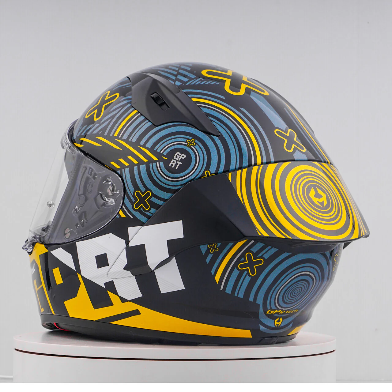 NHK GP-R Tech Race Helm Target Black/Gold - Image 10