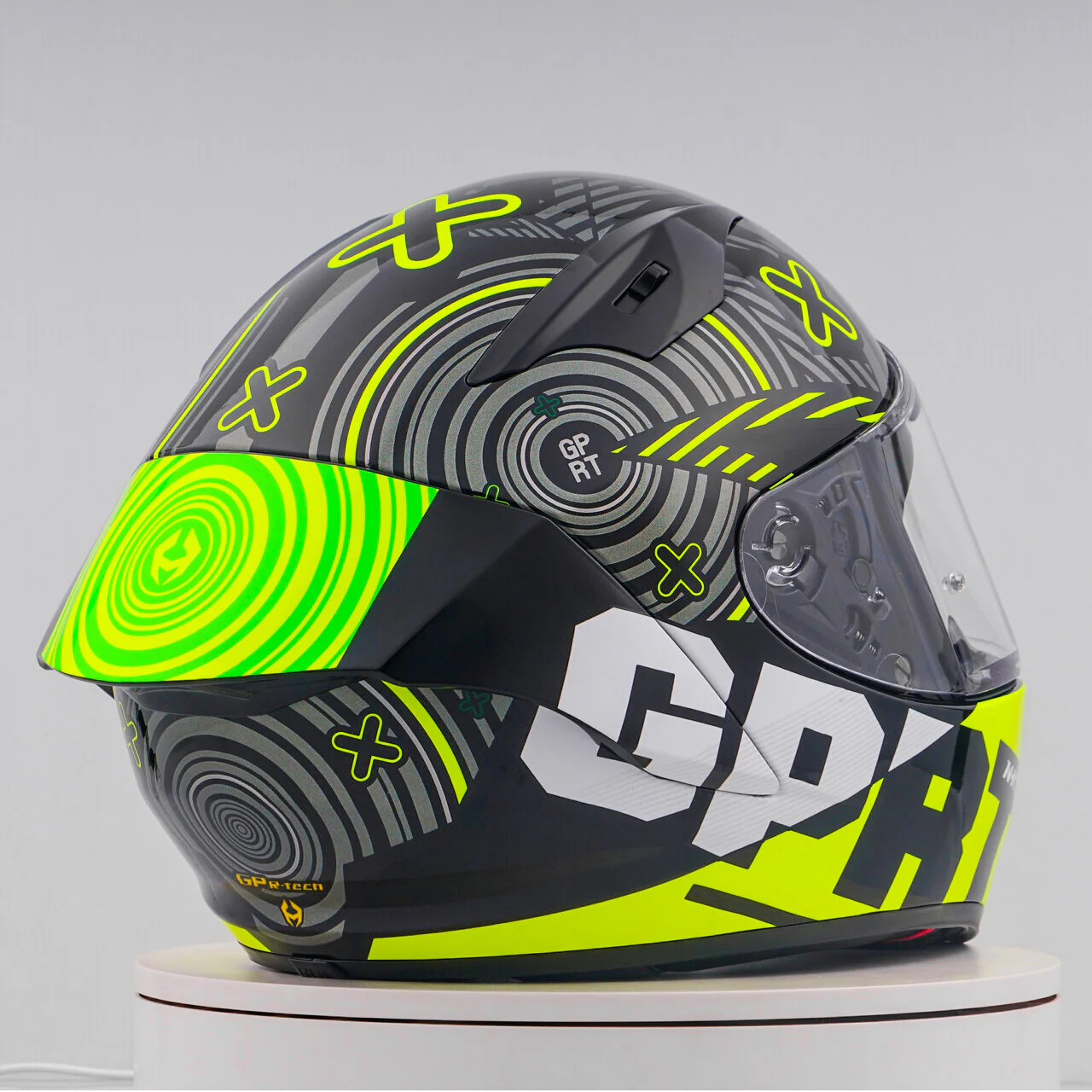 NHK GP-R Tech Race Helm Target Black/Yellow - Image 8