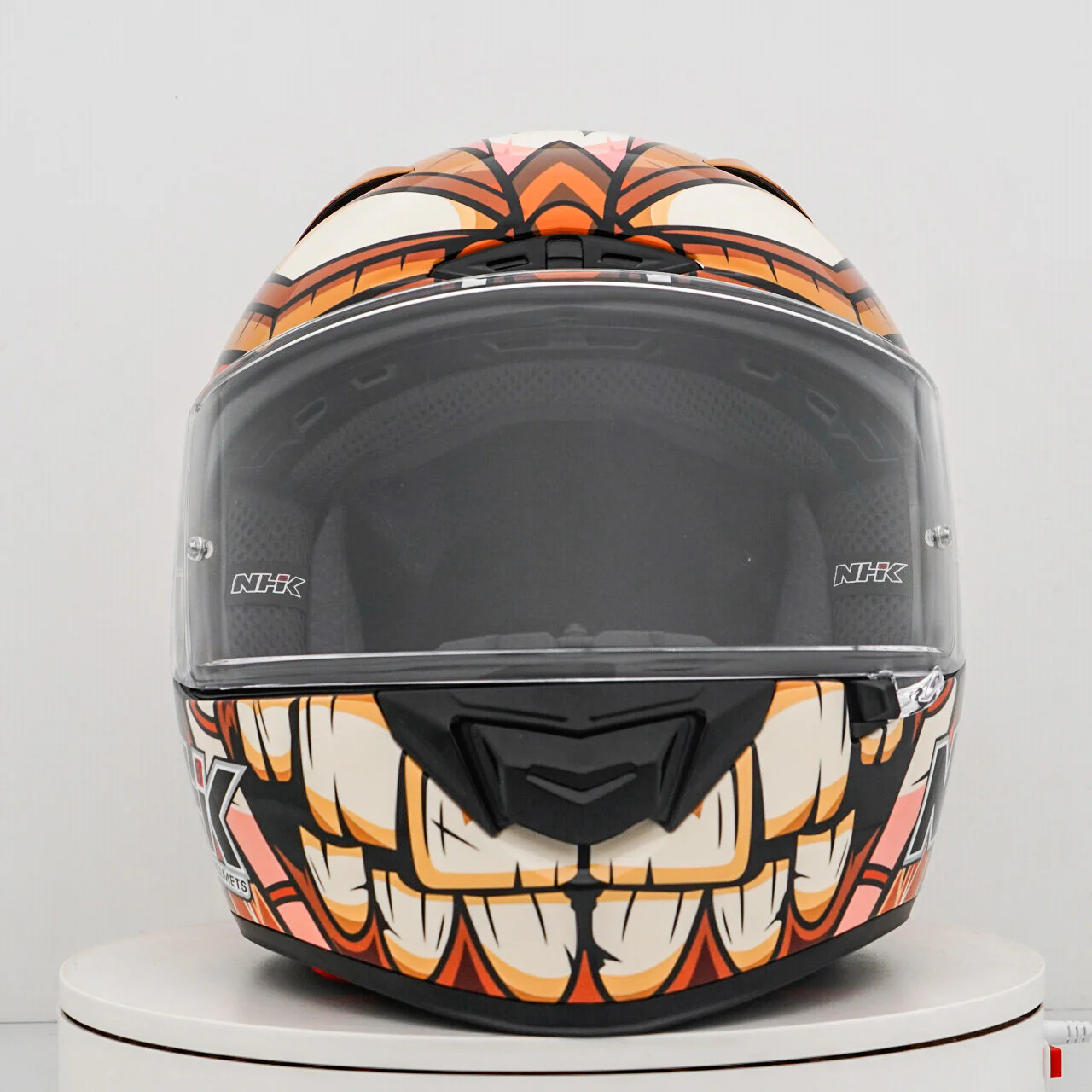 NHK GP-R Tech Race Helm The Mask Black/Brown - Image 2