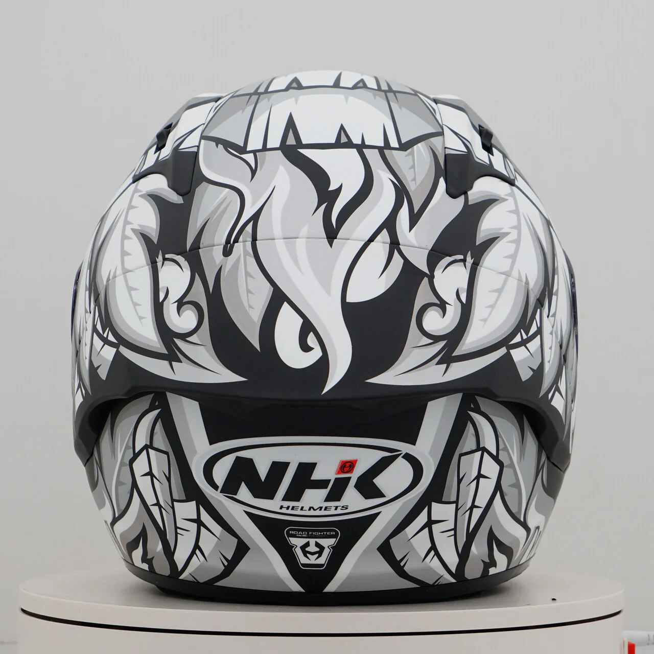 NHK GP-R Tech Race Helm The Mask Black/Silver - Image 9