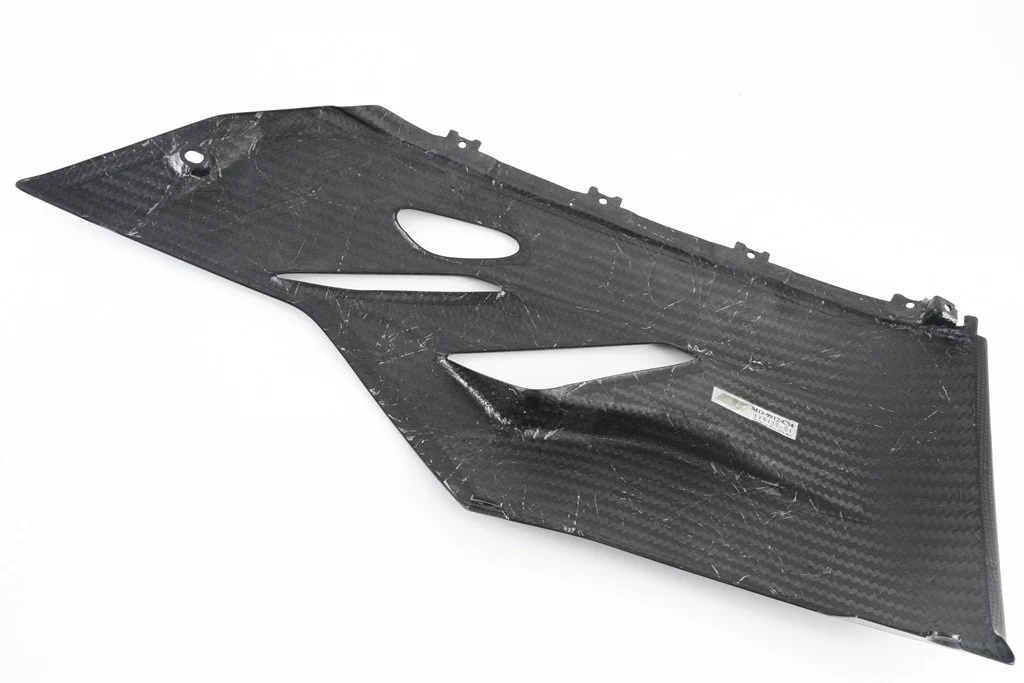 Seitenteil links unten Carbon Fullsix Ducati Panigale 1199/R/S (12-17) - Image 4